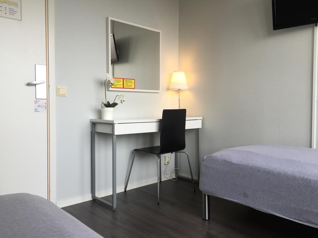 Masthuggsterrassens Hostel Гётеборг Экстерьер фото