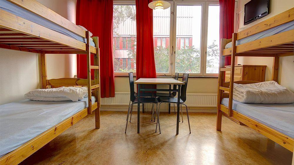 Masthuggsterrassens Hostel Гётеборг Экстерьер фото