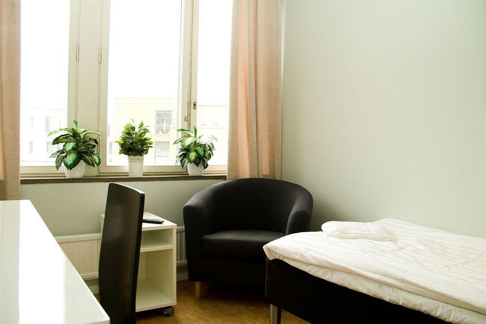 Masthuggsterrassens Hostel Гётеборг Экстерьер фото