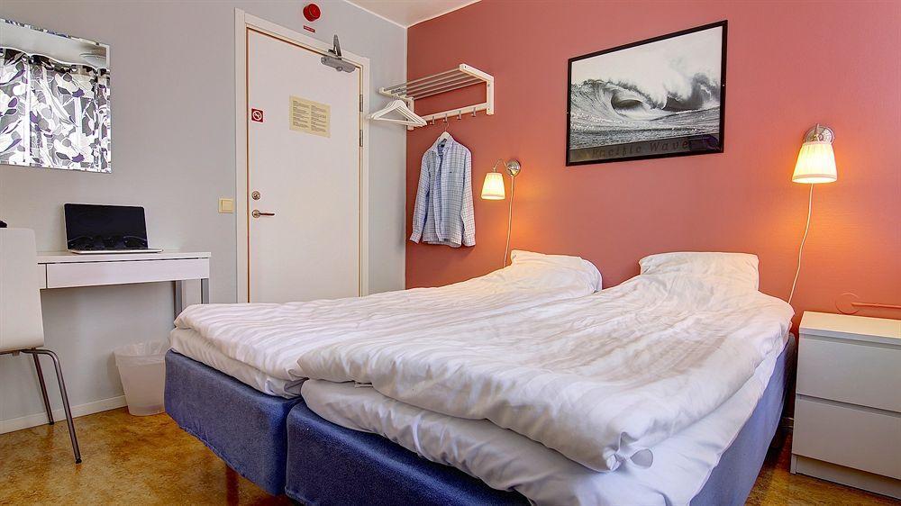 Masthuggsterrassens Hostel Гётеборг Экстерьер фото